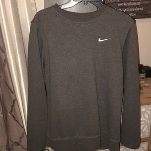 VINTAGE NIKE CREWNECK